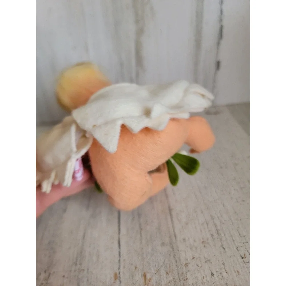 Annalee baby angel halo Mistletoe vintage Xmas mobility doll home decor